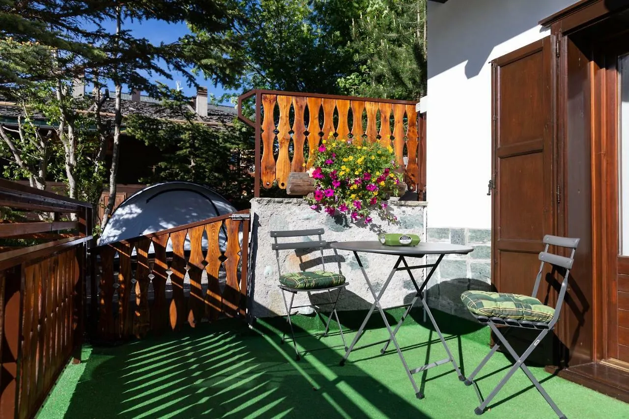 Tea Bastian Daire Livigno 0*,  İtalya